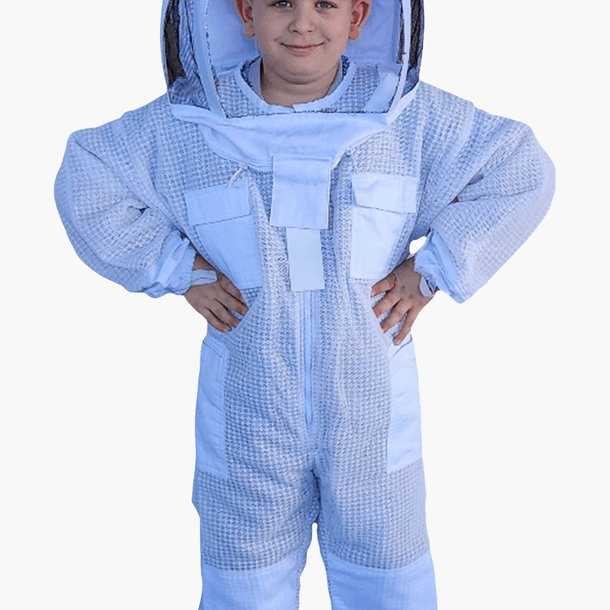 What Is The Purpose Of A Hat And Veil In Beekeeping? Essential Protection For Head & Face - HonestBee What Is The Purpose Of A Hat And Veil In Beekeeping? Essential Protection For Head & Face - HonestBee