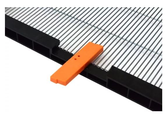 Hive Doctor USA Queen Excluder With Gated Plastic Rim - Queen Rearing