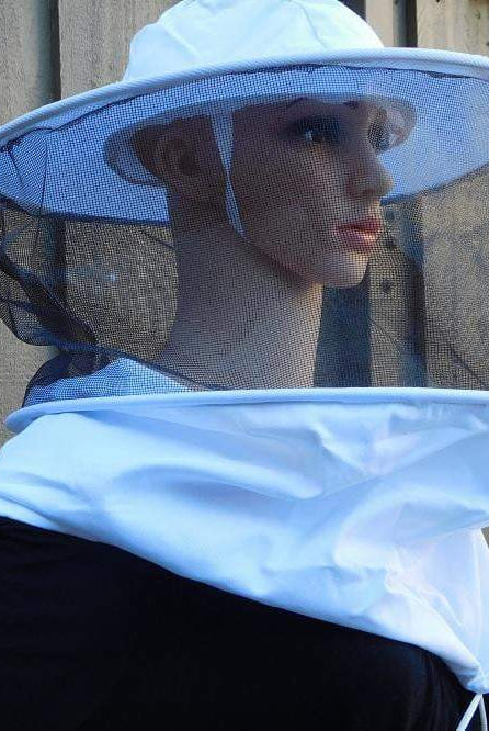 Round Hat Beekeeping Veil With Strings - Veil