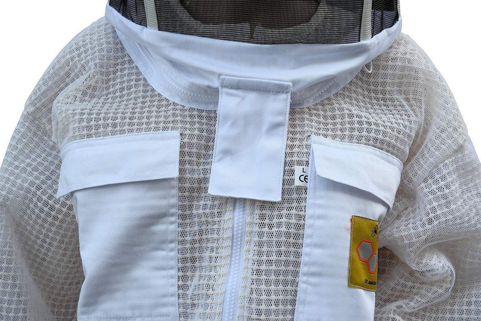Close-up of OZ APIARIST beekeeping suit collar and zipper